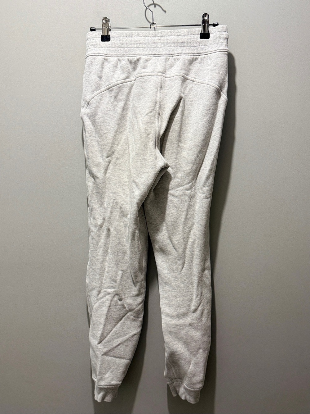Lululemon Scuba High-Rise Jogger Fleece 28 - Heathered Core Ultra Light Grey - Picture 4 of 9